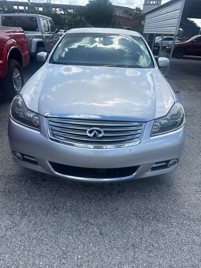 Used 2008 INFINITI M35 w/ Technology Pkg RWD image 2