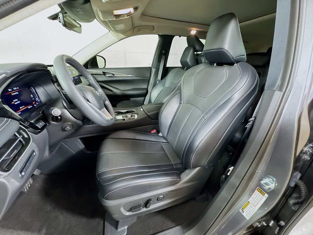 Certified 2023 INFINITI QX60 Luxe w/ Cargo Package FWD image 28