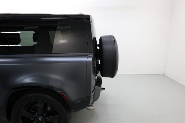 Used 2023 Land Rover Defender 90 V8 image 69