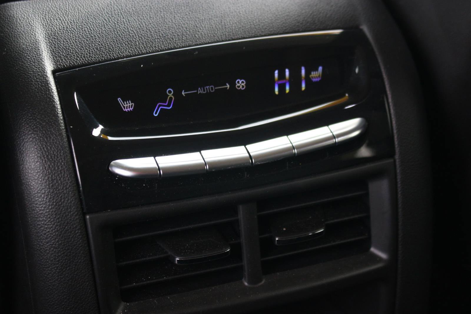 Used 2019 Cadillac XT5 Luxury image 34