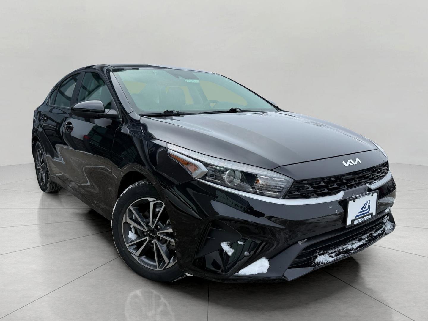 Used 2022 Kia Forte LXS