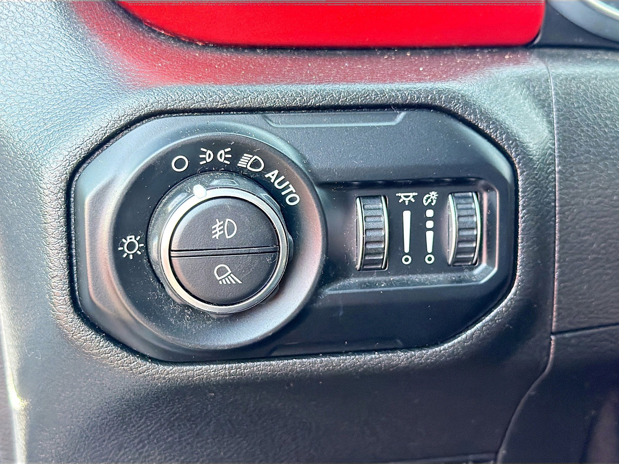 Used 2021 Jeep Gladiator Rubicon image 34