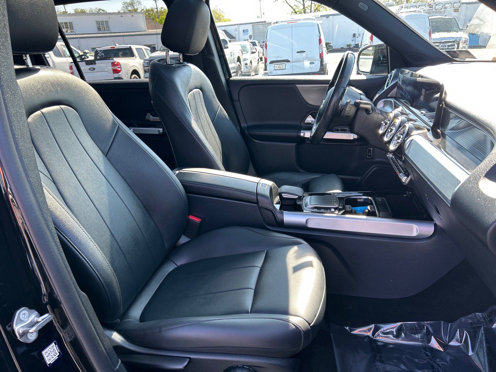 Used 2022 Mercedes-Benz GLB 250 4MATIC image 19