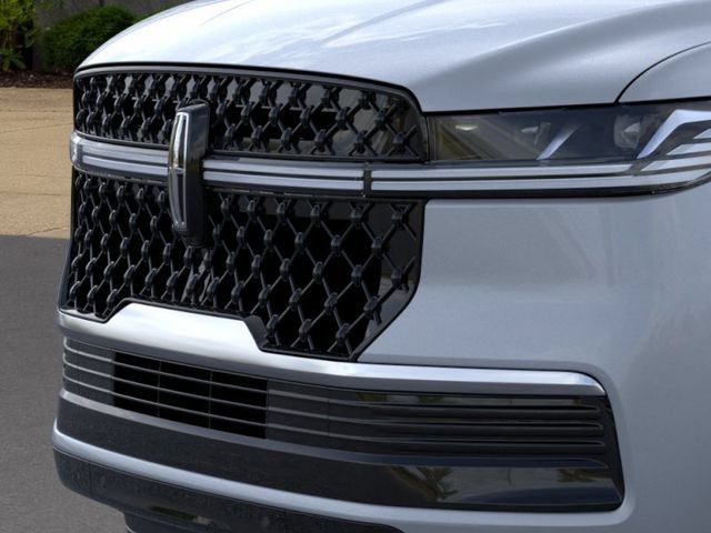 New 2025 Lincoln Navigator L Reserve w/ Jet Appearance Package AWD/4WD image 18