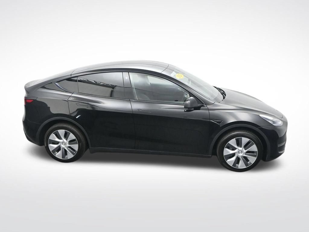 Used 2023 Tesla Model Y Long Range AWD/4WD image 27