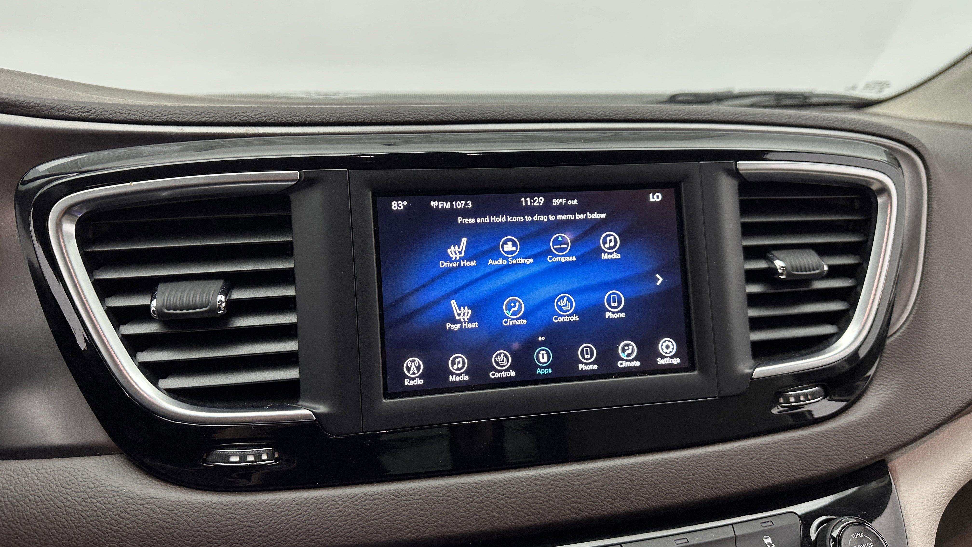 Used 2018 Chrysler Pacifica Touring-L image 23