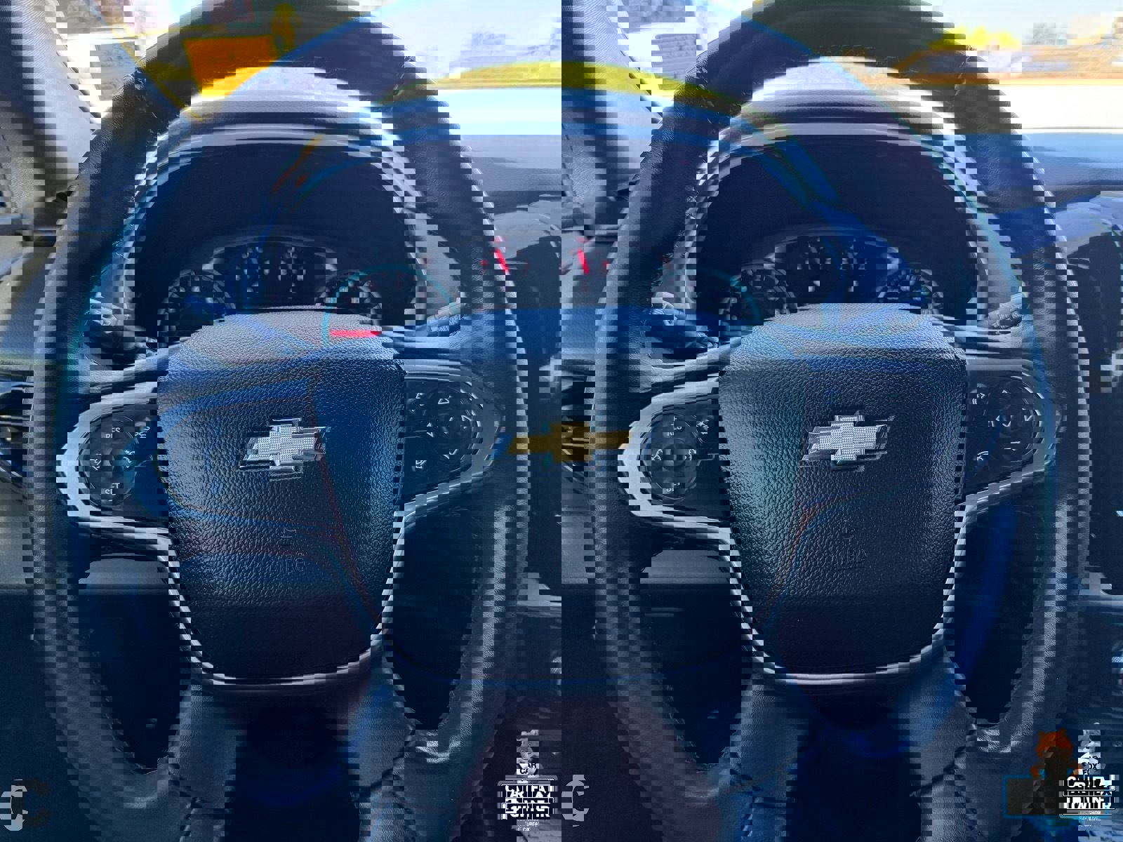 Used 2023 Chevrolet Traverse LT image 24