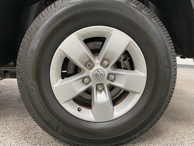 Used 2013 RAM 1500 Classic SLT w/ Premium Display Pkg image 23