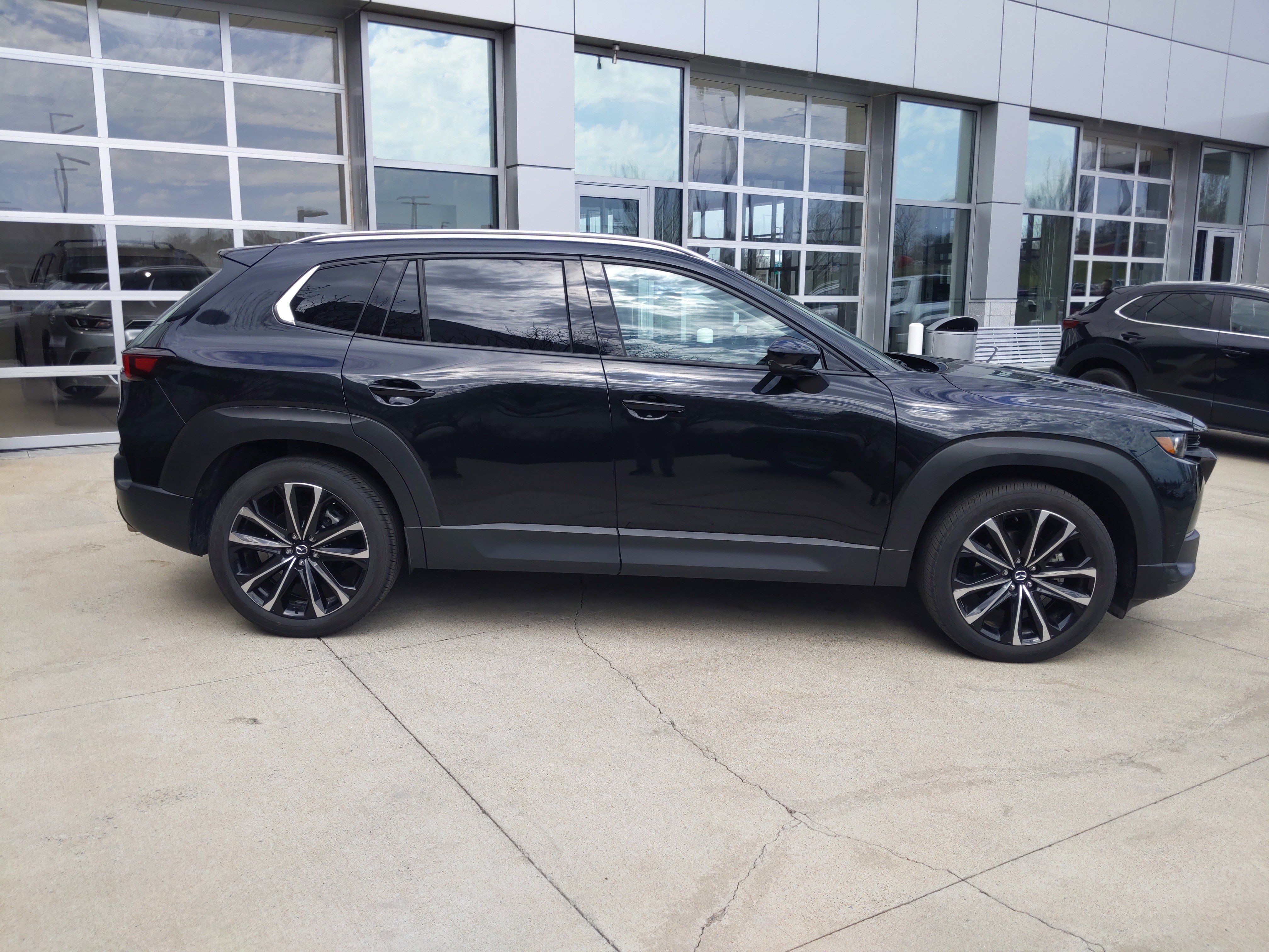 Used 2025 MAZDA CX-50 AWD 2.5 S w/ Premium Plus Pkg image 10