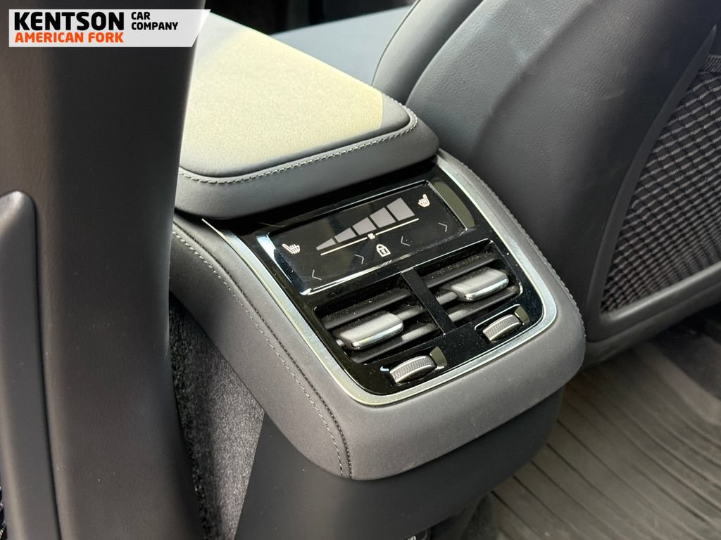 Used 2026 Volvo XC90 B6 Plus AWD/4WD image 30