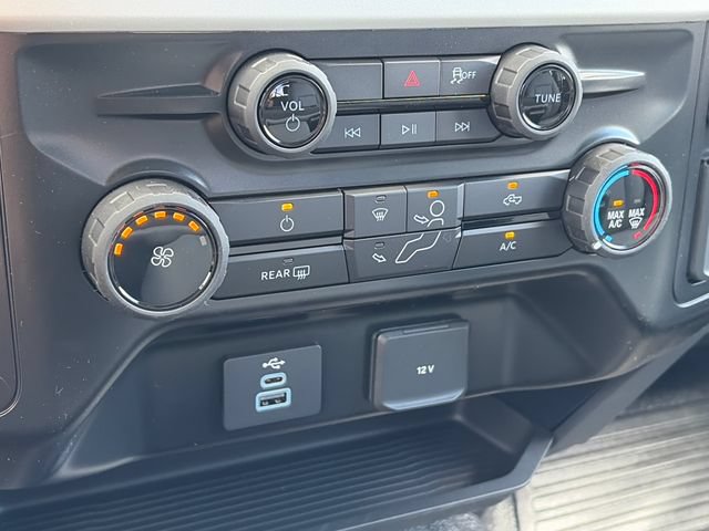 New 2026 Ford F550 4x4 Crew Cab image 18