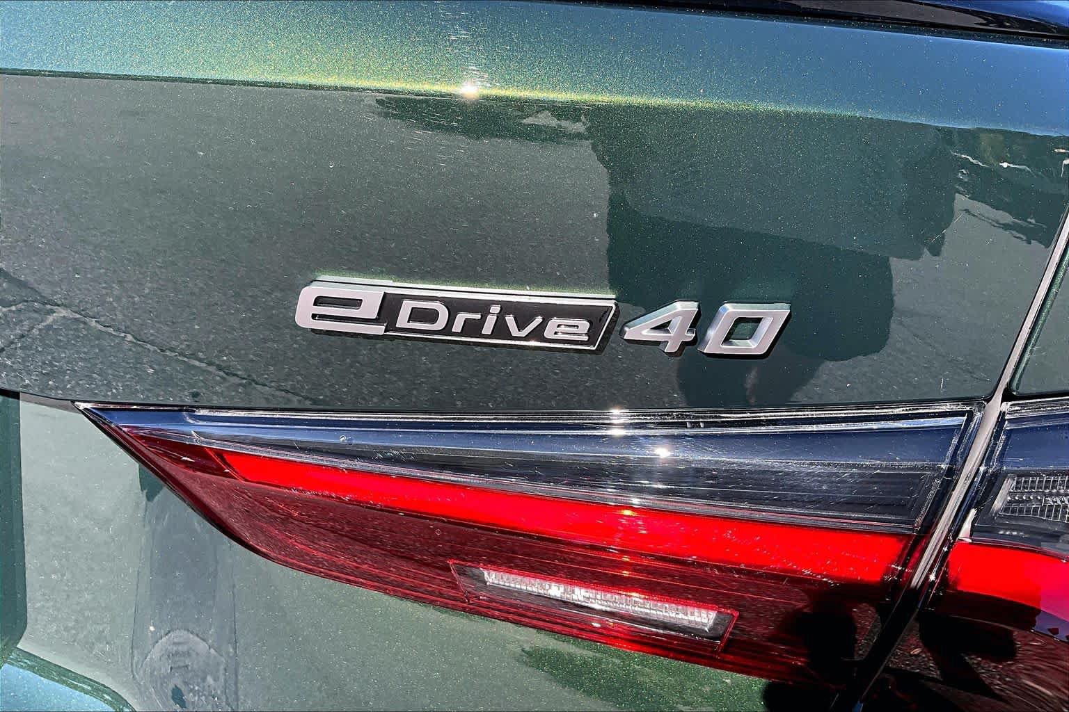 Used 2024 BMW i4 eDrive40 w/ M Sport Package RWD image 9
