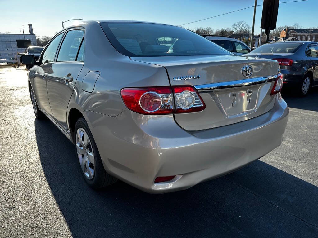 Used 2013 Toyota Corolla LE image 5
