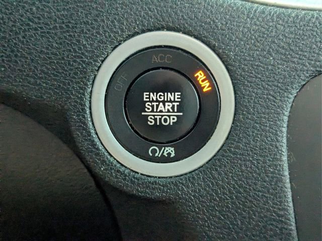 Used 2021 Dodge Charger SXT w/ Blacktop Package image 11