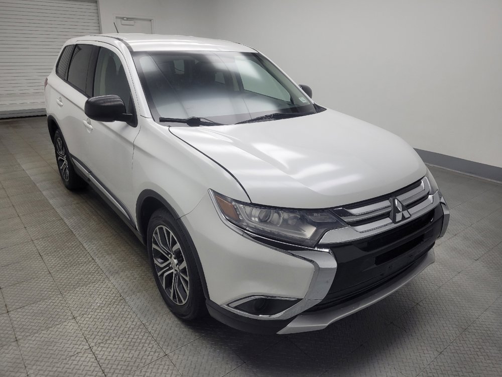 Used 2016 Mitsubishi Outlander SE AWD/4WD image 13