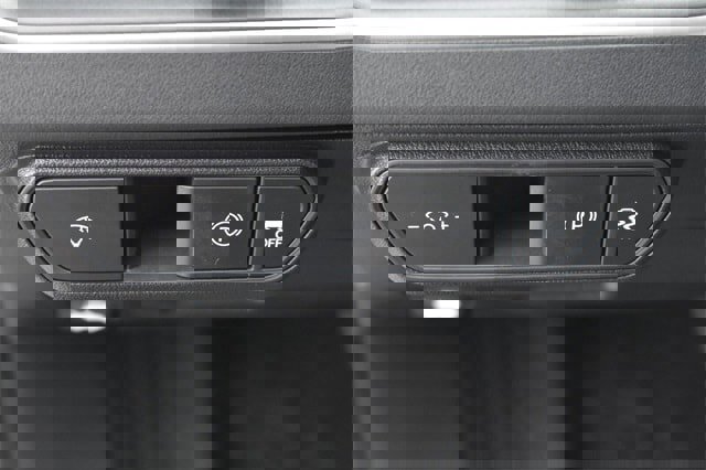 New 2025 Kia K4 LXS image 19