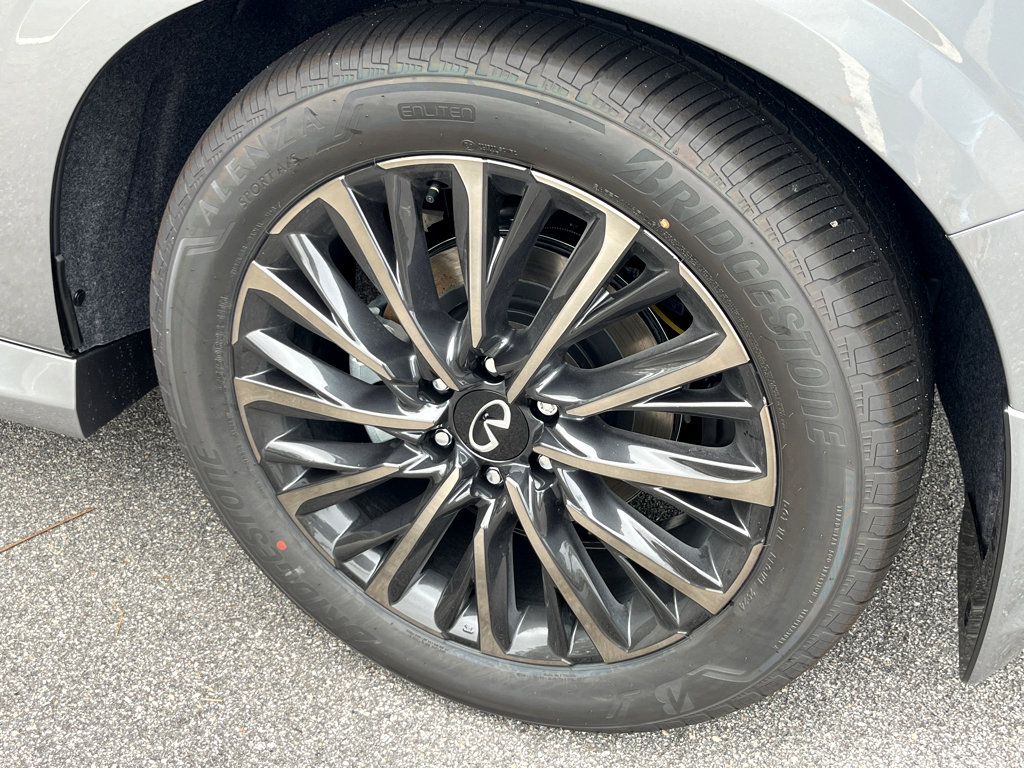 Certified 2025 INFINITI QX80 Autograph image 29