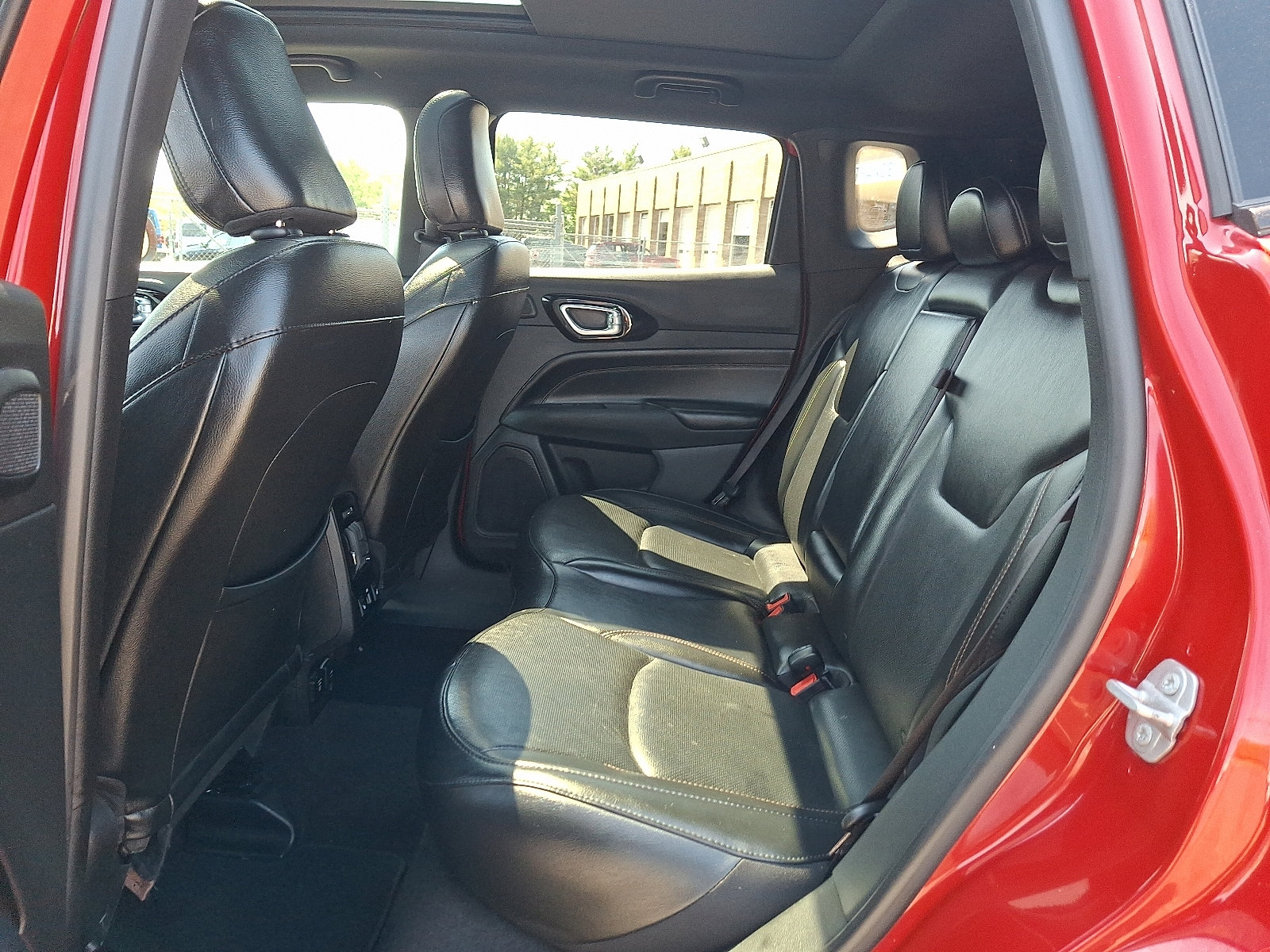 Used 2022 Jeep Compass Limited w/ (RED) Package AWD/4WD image 11