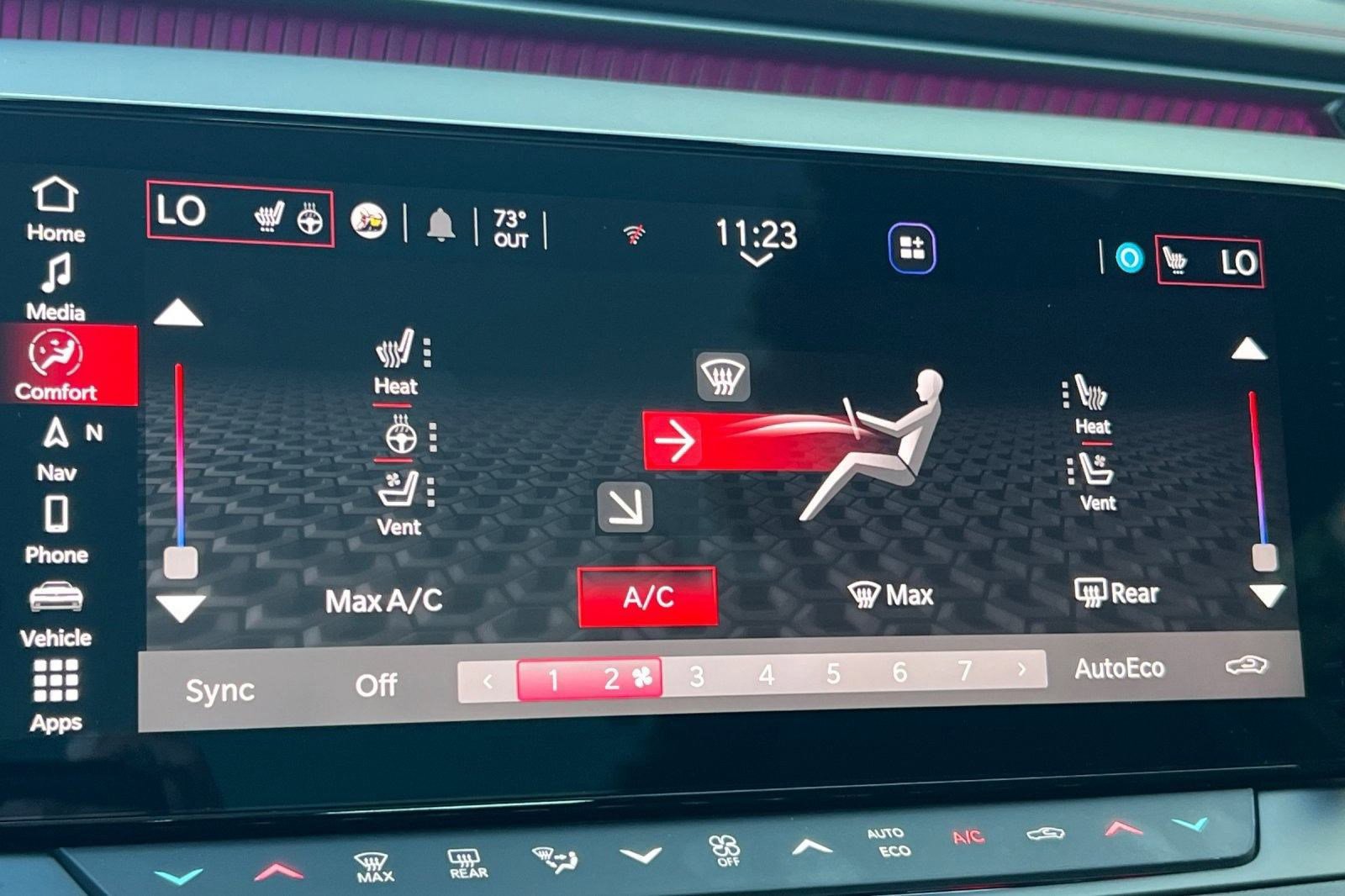 Used 2024 Dodge Charger R/T w/ Plus Group image 25