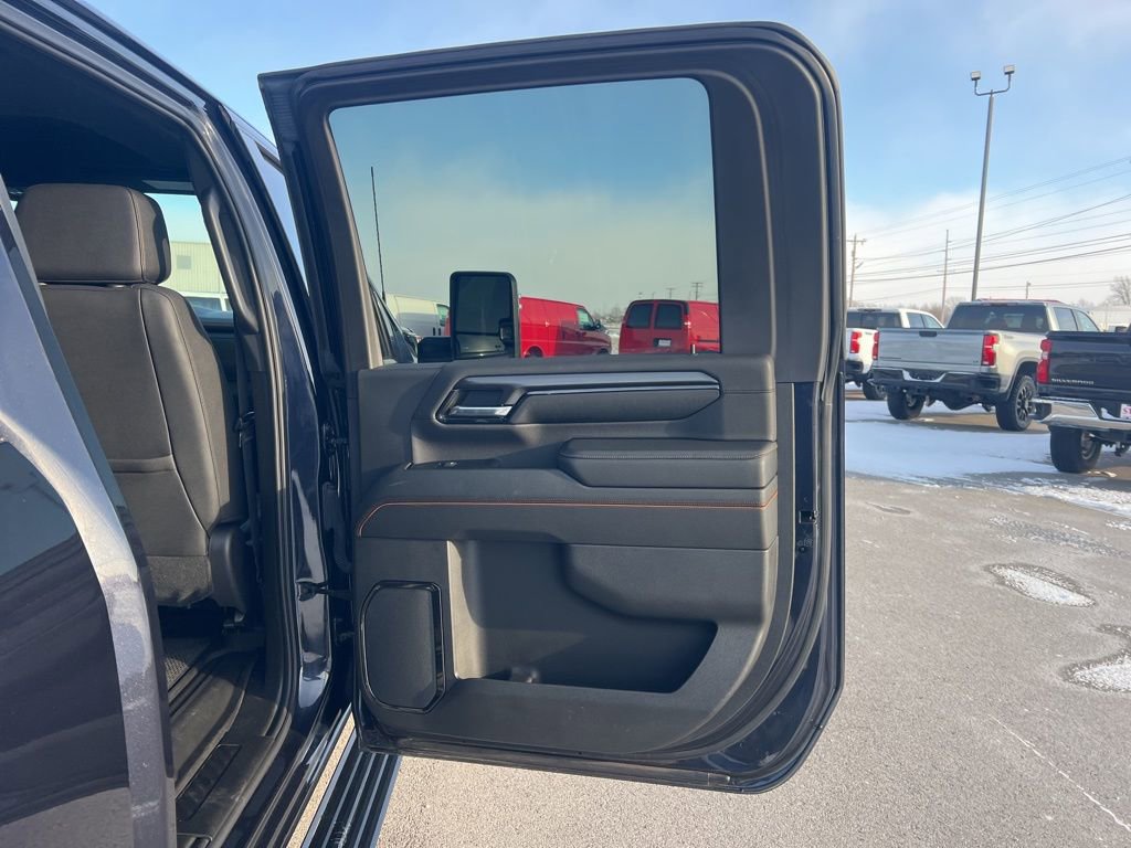 Used 2024 GMC Sierra 2500 AT4 w/ AT4 Premium Plus Package image 38