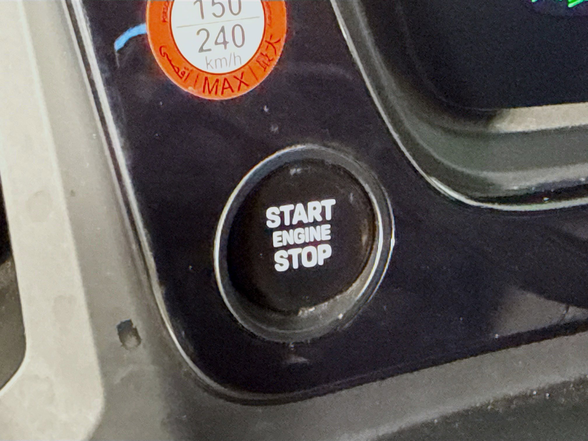 Used 2024 Porsche Cayenne S image 21