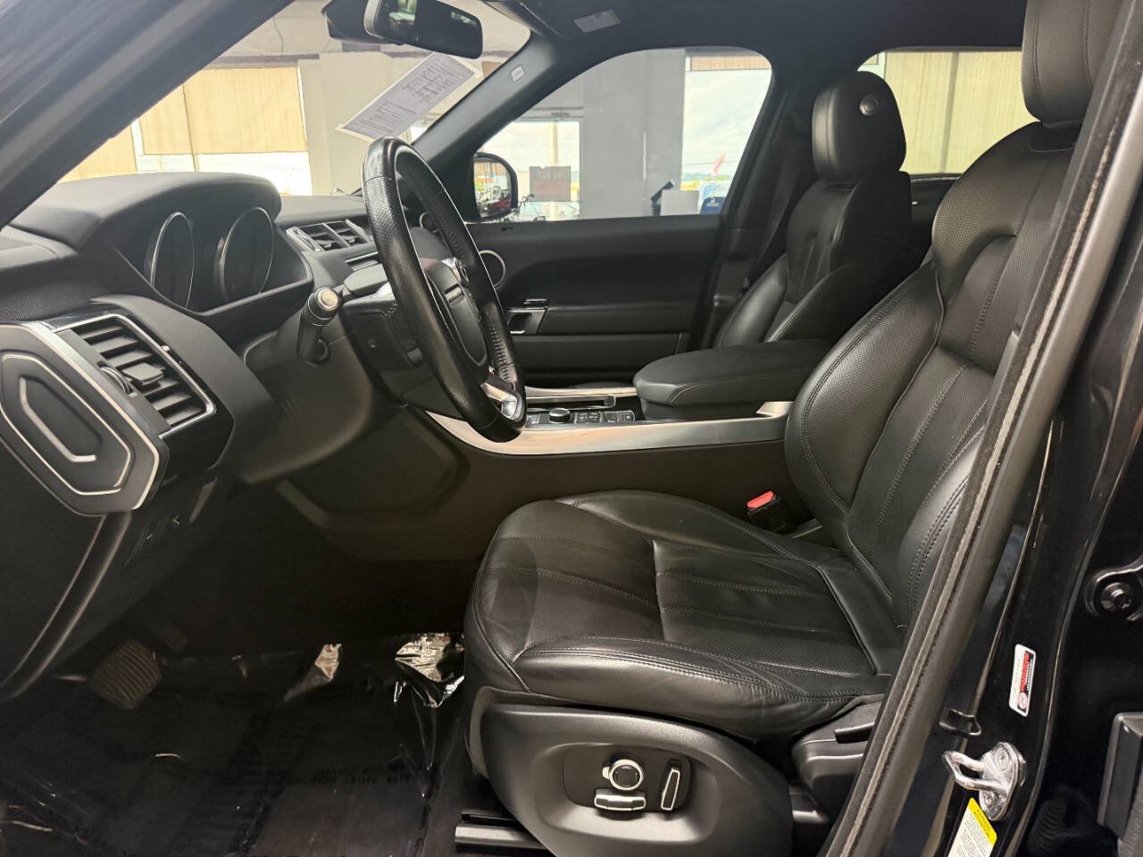 Used 2016 Land Rover Range Rover Sport HSE AWD/4WD image 11