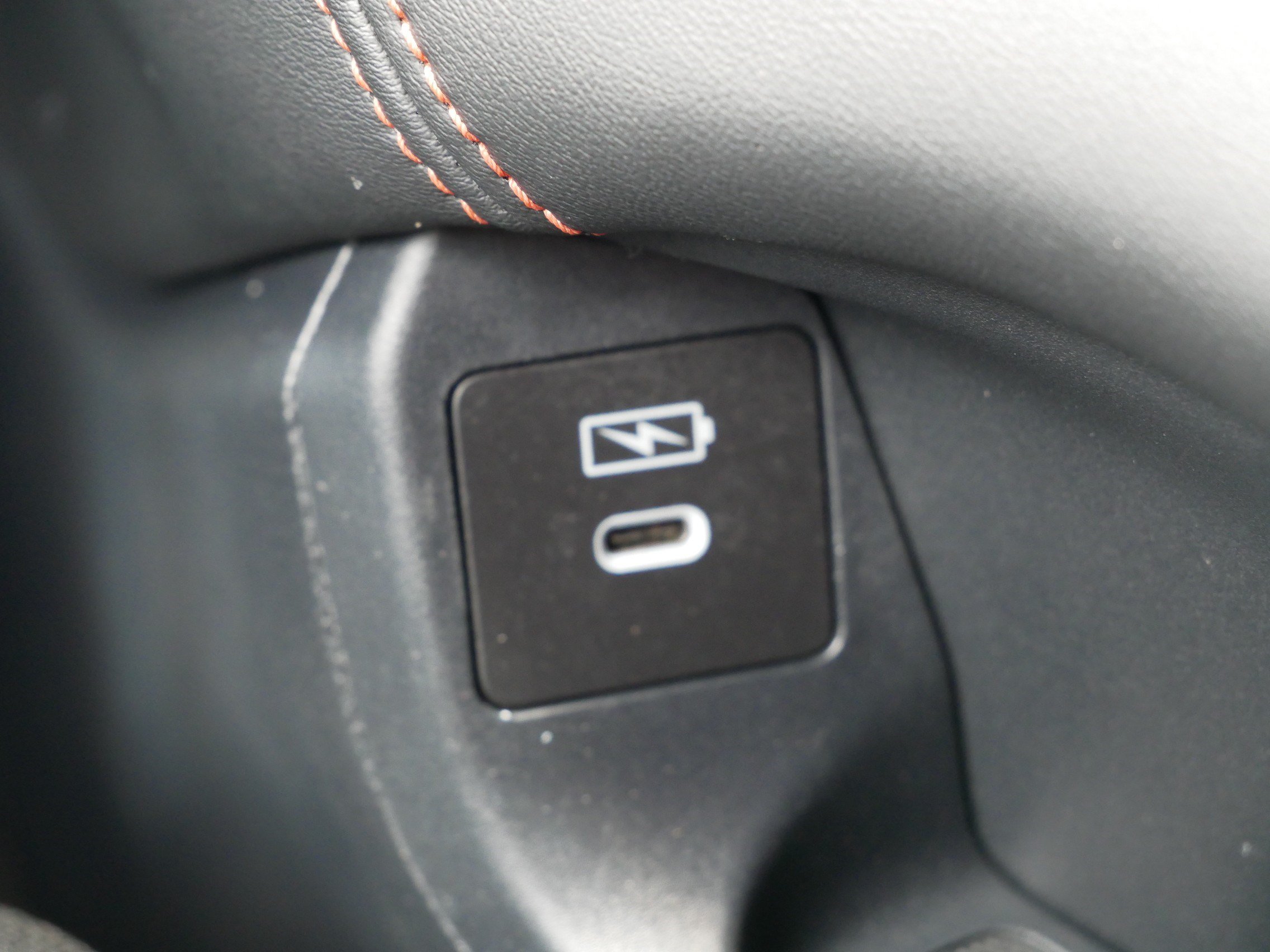Certified 2024 Honda HR-V Sport image 33