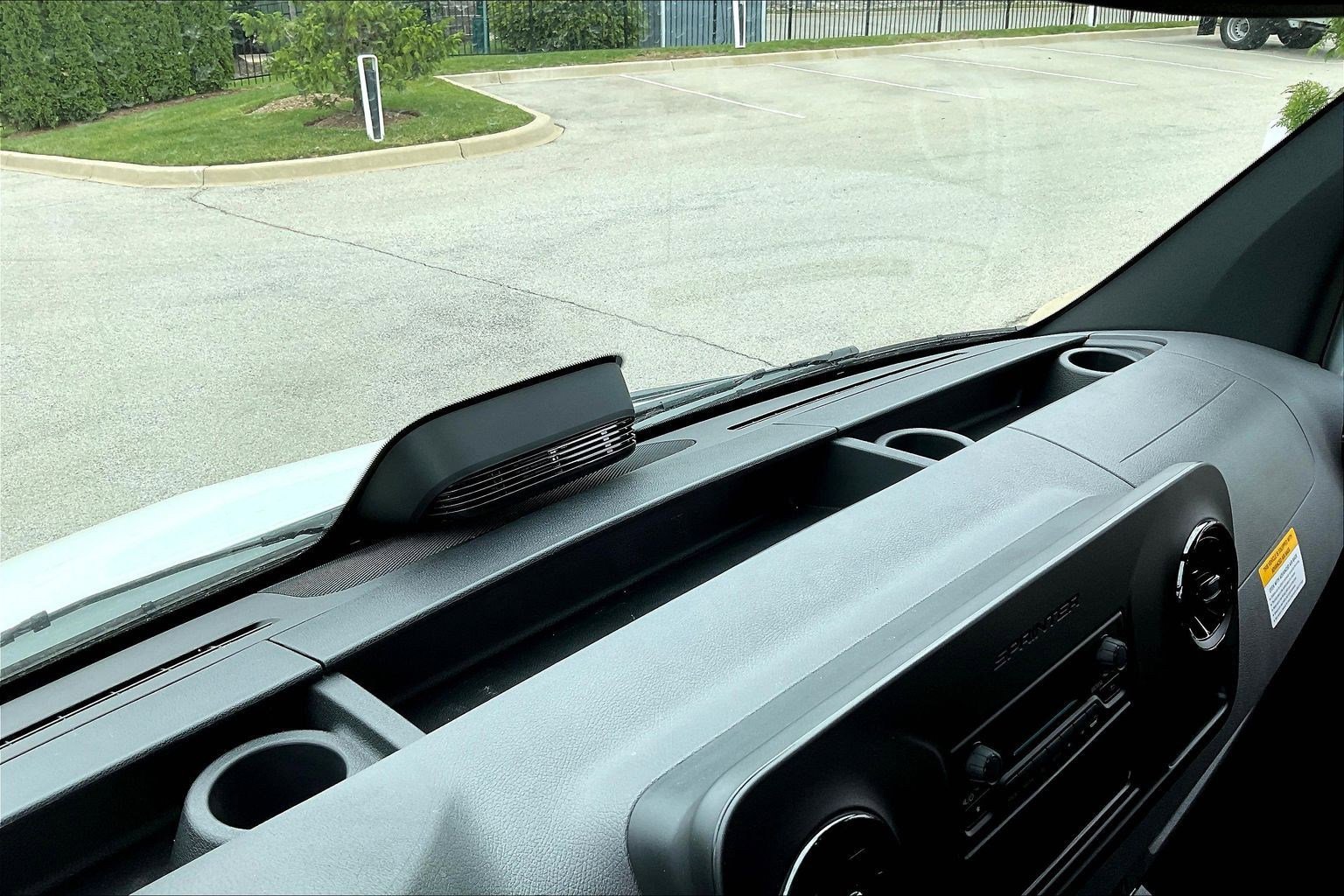 Used 2025 Mercedes-Benz Sprinter 2500 image 36