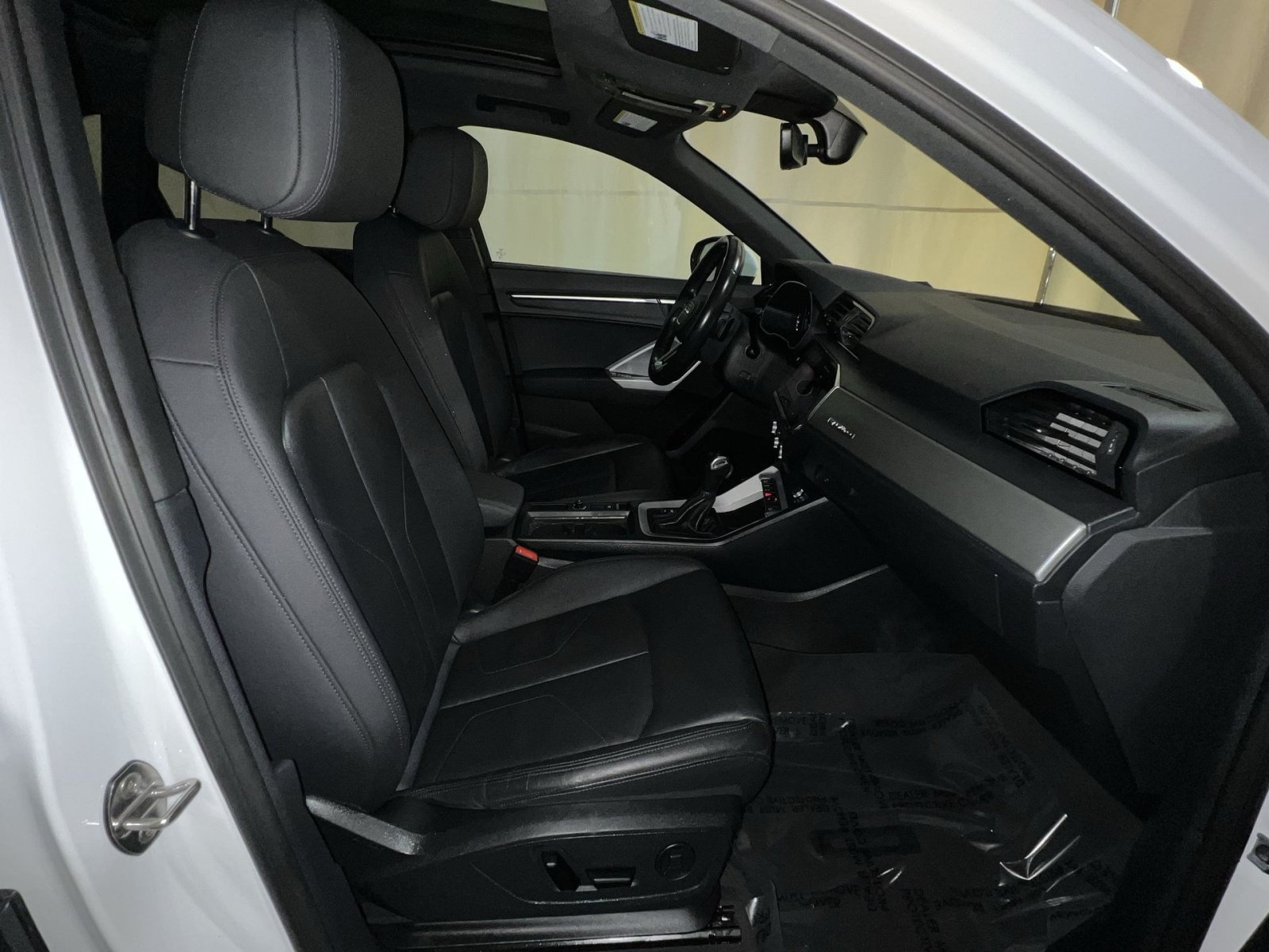 Used 2023 Audi Q3 2.0T Premium AWD/4WD image 31