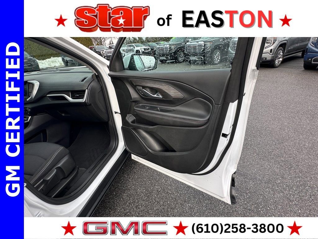 Certified 2022 GMC Terrain SLE w/ Driver Convenience Package image 13