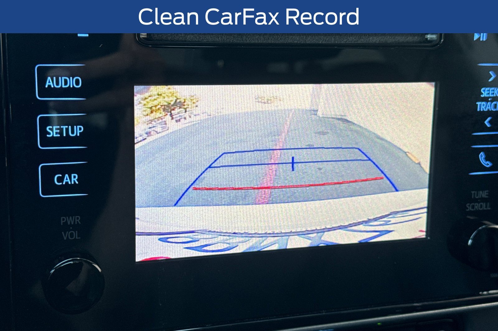 Used 2018 Toyota Corolla SE FWD image 23