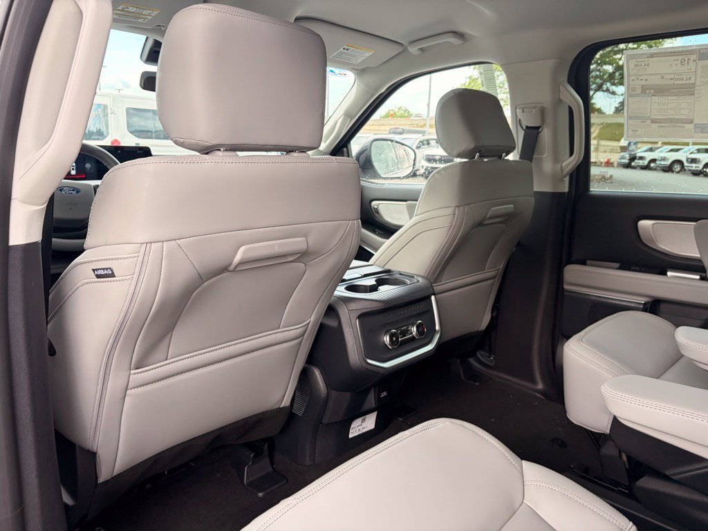 New 2026 Ford Expedition Active RWD image 29