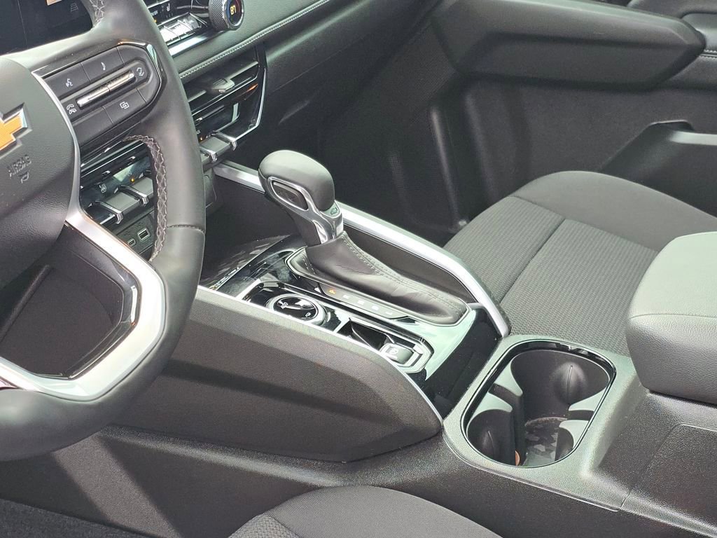 Used 2023 Chevrolet Colorado LT w/ LT Convenience Package II image 24