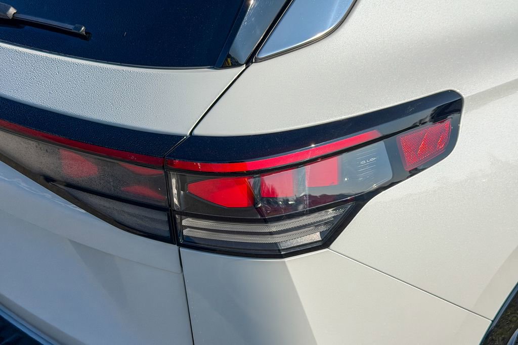 New 2026 Volkswagen Tiguan SEL R-Line image 8