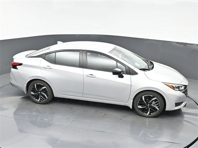 New 2025 Nissan Versa SR w/ Trunk Package image 34