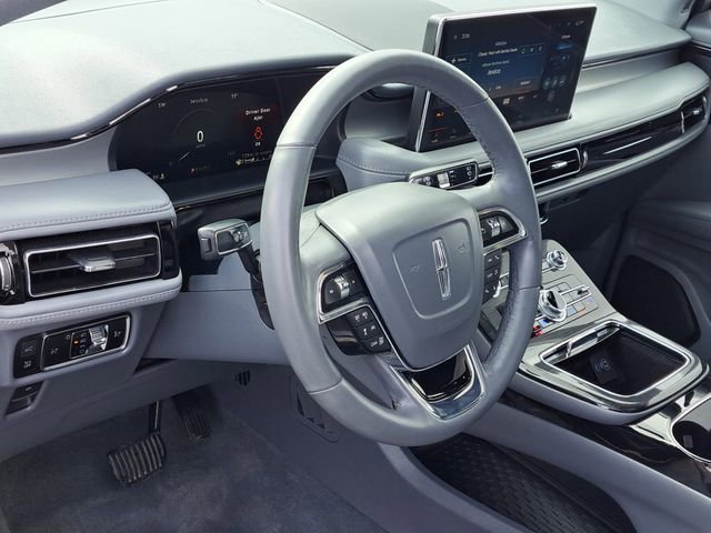 Certified 2023 Lincoln Nautilus Reserve w/ Equipment Group 201A image 10