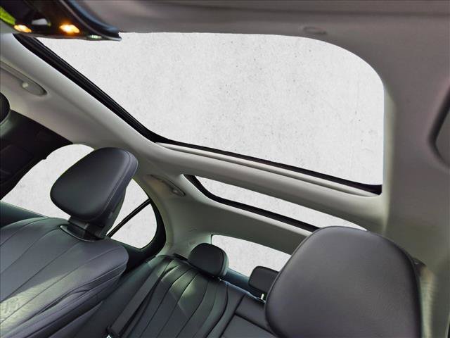 Used 2024 Mercedes-Benz E 350 4MATIC Sedan image 13