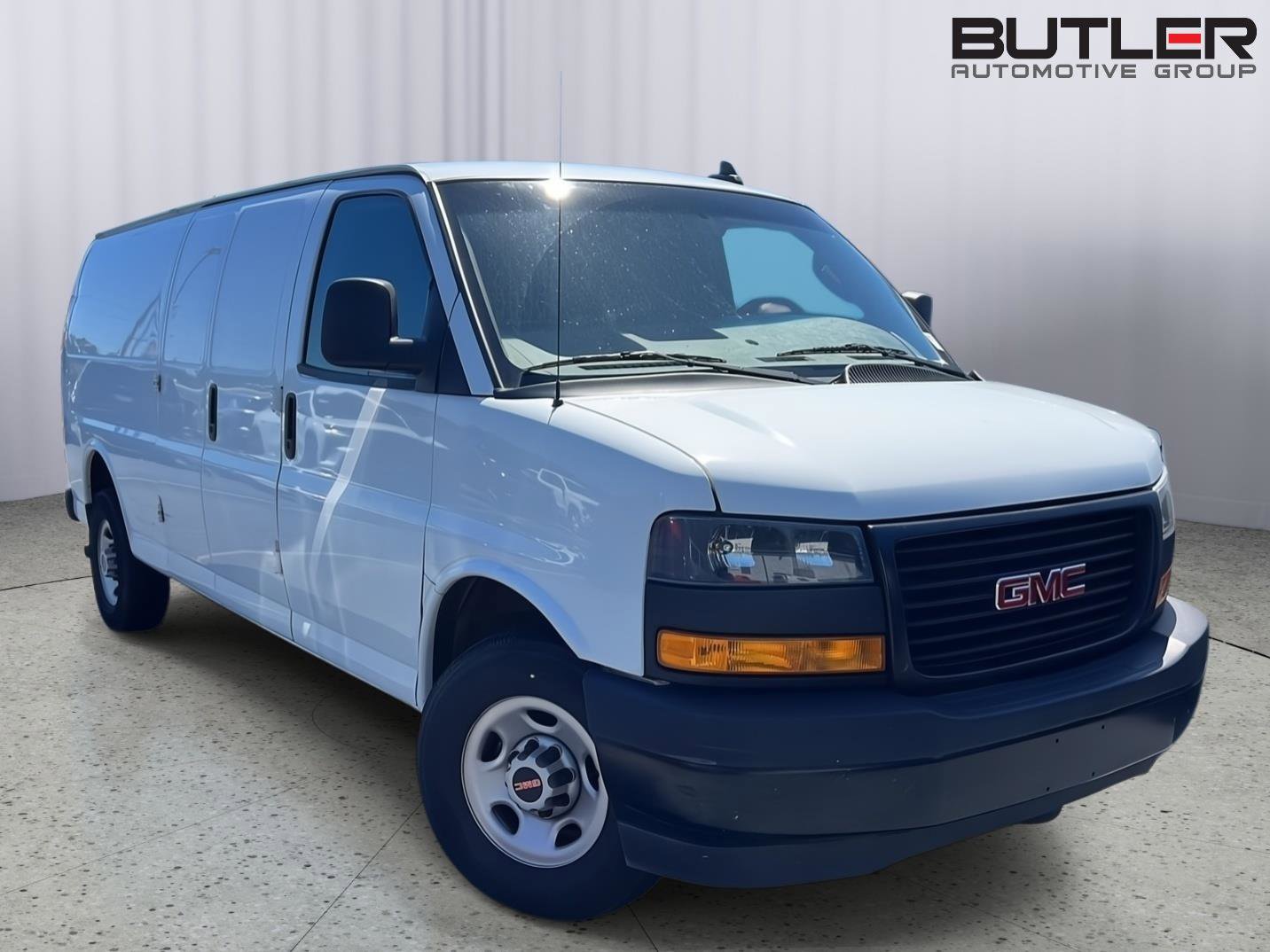 Used 2023 GMC Savana 2500 Extended RWD image 5
