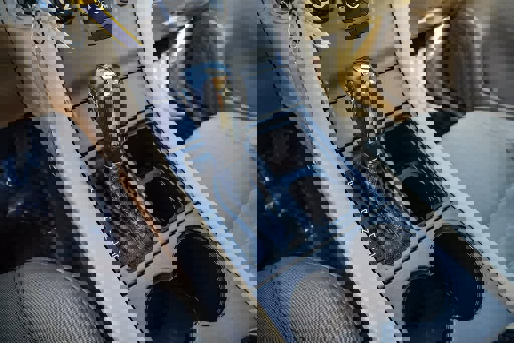 Used 2013 Ford Taurus SE image 21