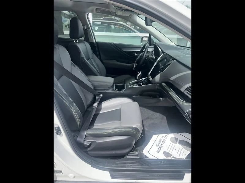 Used 2024 Subaru Outback Onyx Edition AWD/4WD image 24