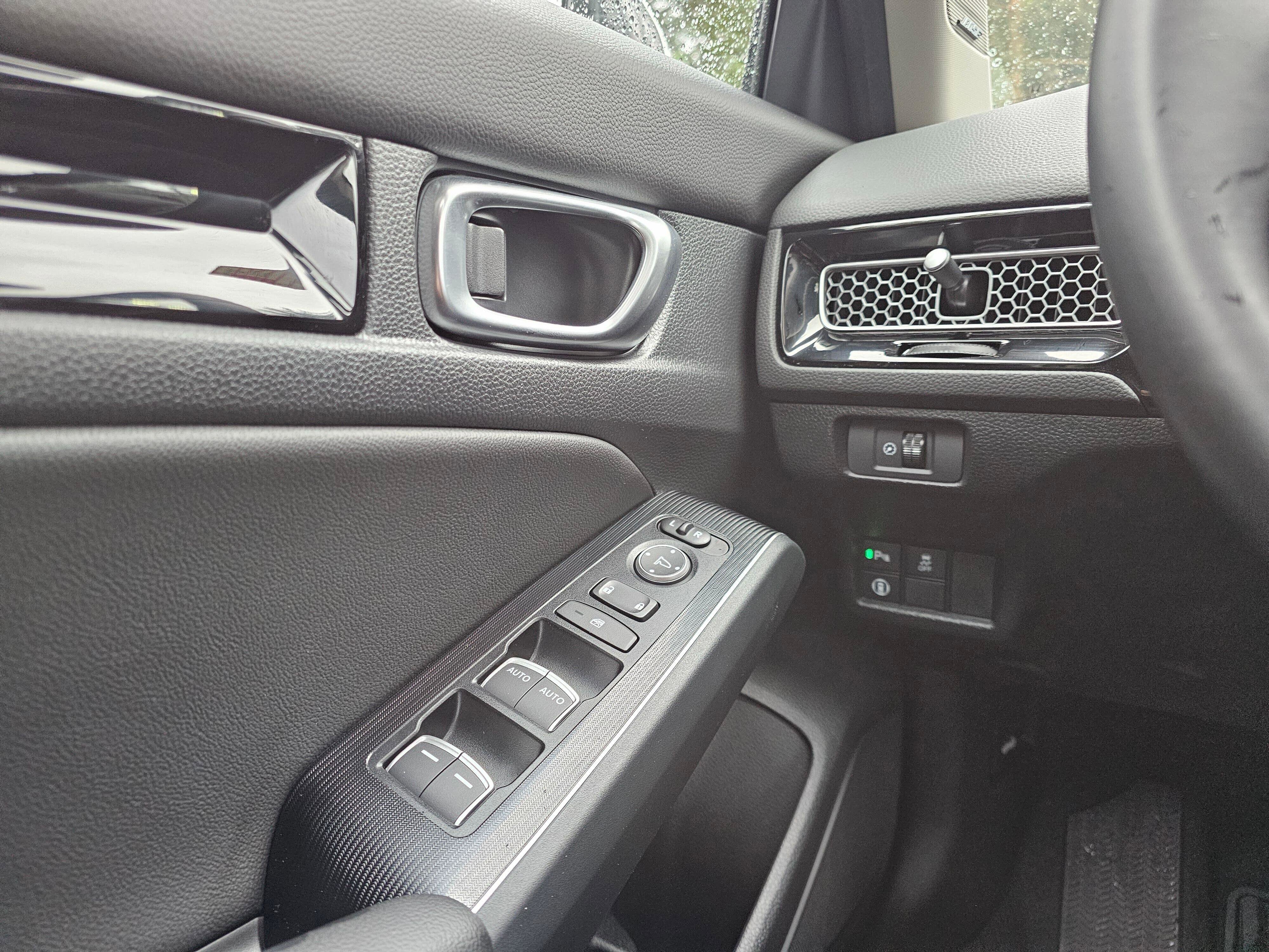 Certified 2024 Honda Civic Touring image 28