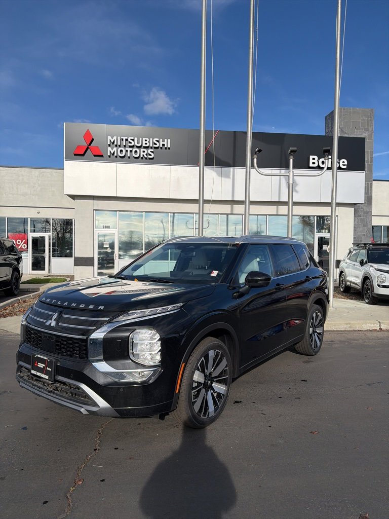New 2025 Mitsubishi Outlander AWD