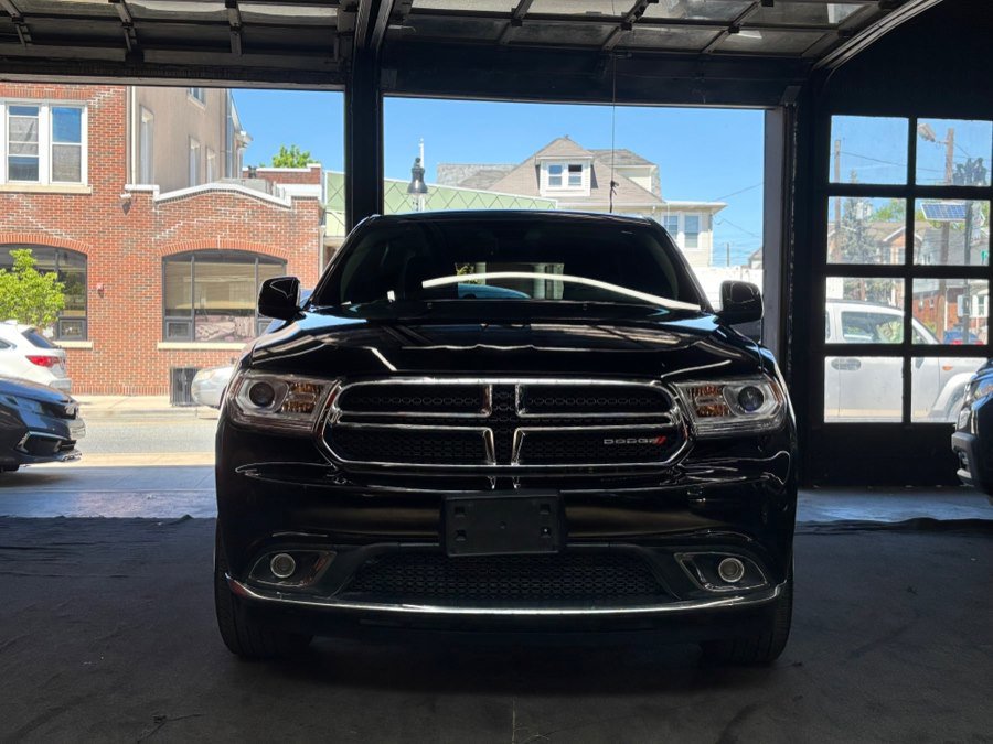 Used 2019 Dodge Durango SXT AWD/4WD image 2