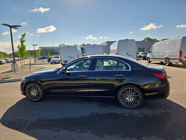 Used 2022 Mercedes-Benz C 300 4MATIC Sedan image 6