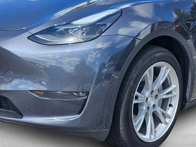 Used 2023 Tesla Model Y Long Range AWD/4WD image 5