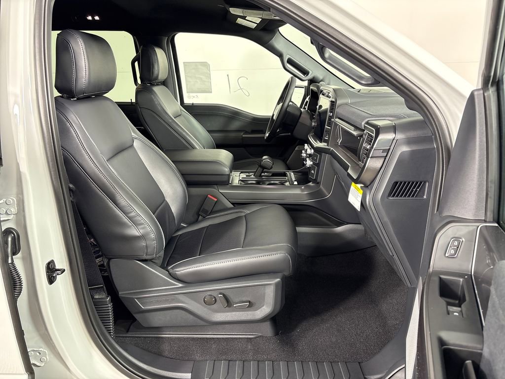 New 2026 Ford F150 Lariat RWD image 5