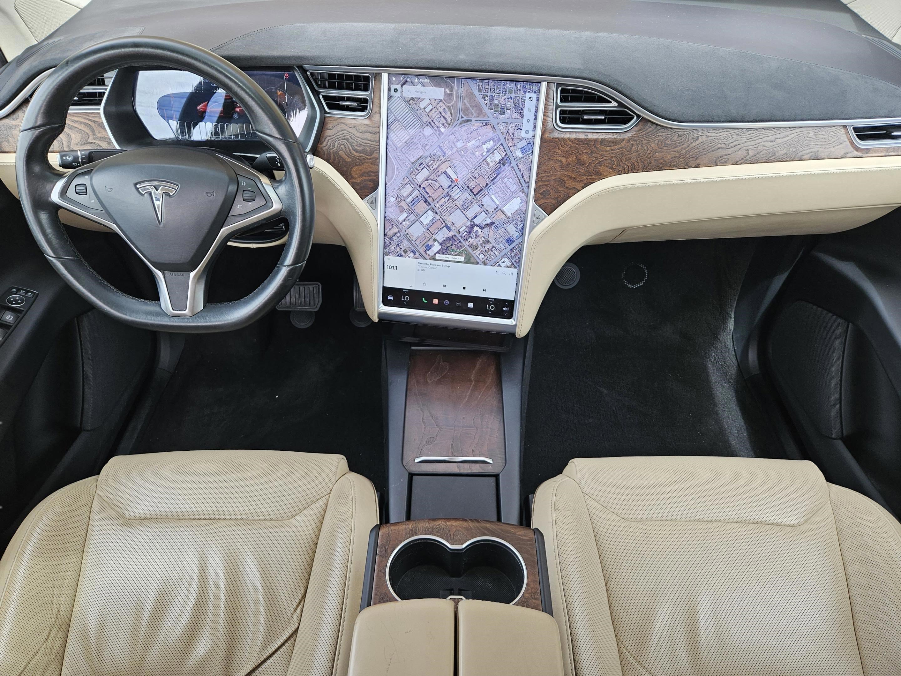 Used 2016 Tesla Model X 90D AWD/4WD image 22
