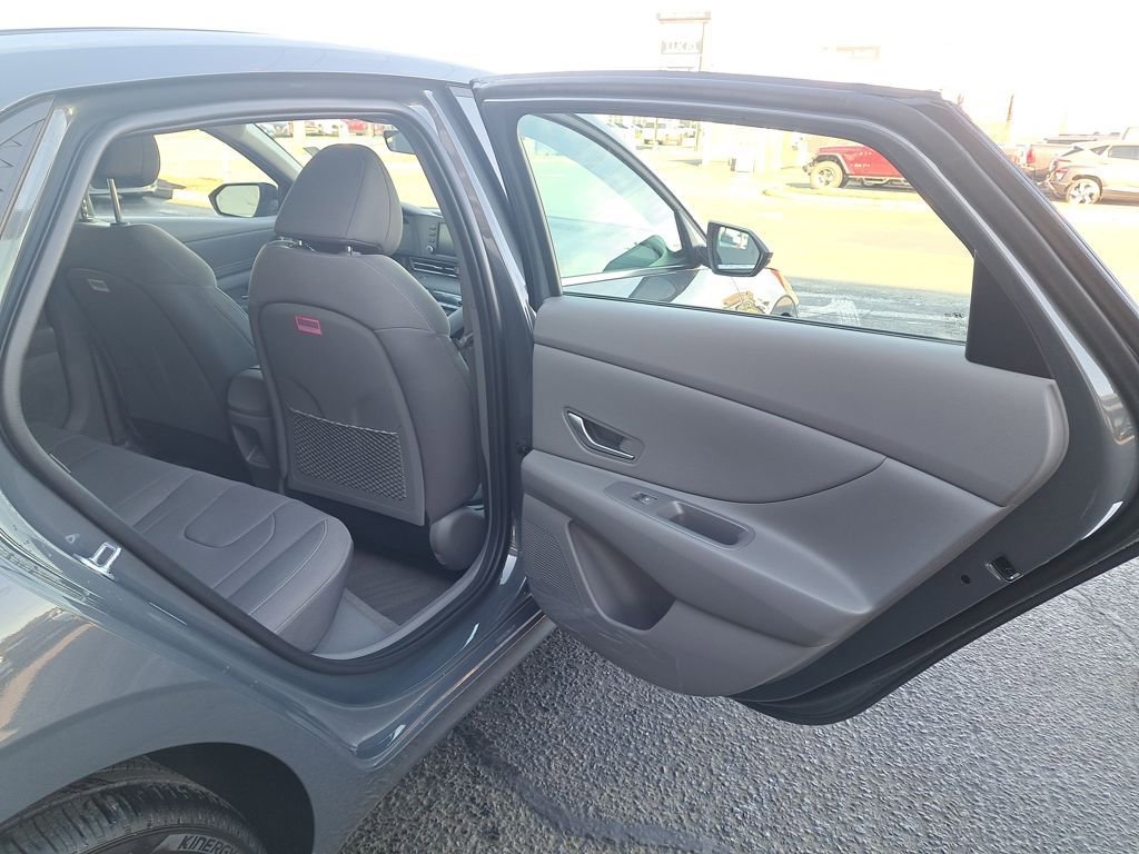 New 2026 Hyundai Elantra SEL Sport Premium FWD image 14