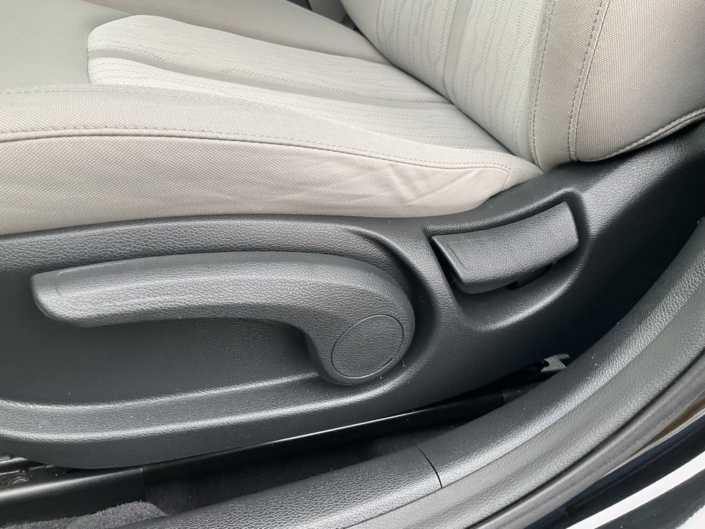 Used 2016 Hyundai Sonata SE image 18