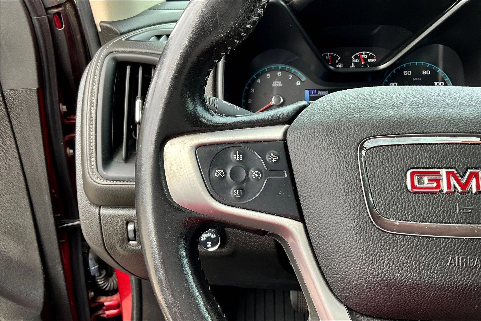Used 2018 GMC Canyon SLT w/ Driver Alert Package AWD/4WD image 12